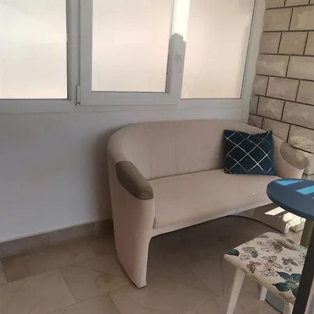 Apartment Luka *